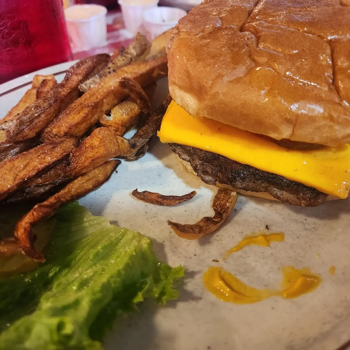 American Burger with Cheese