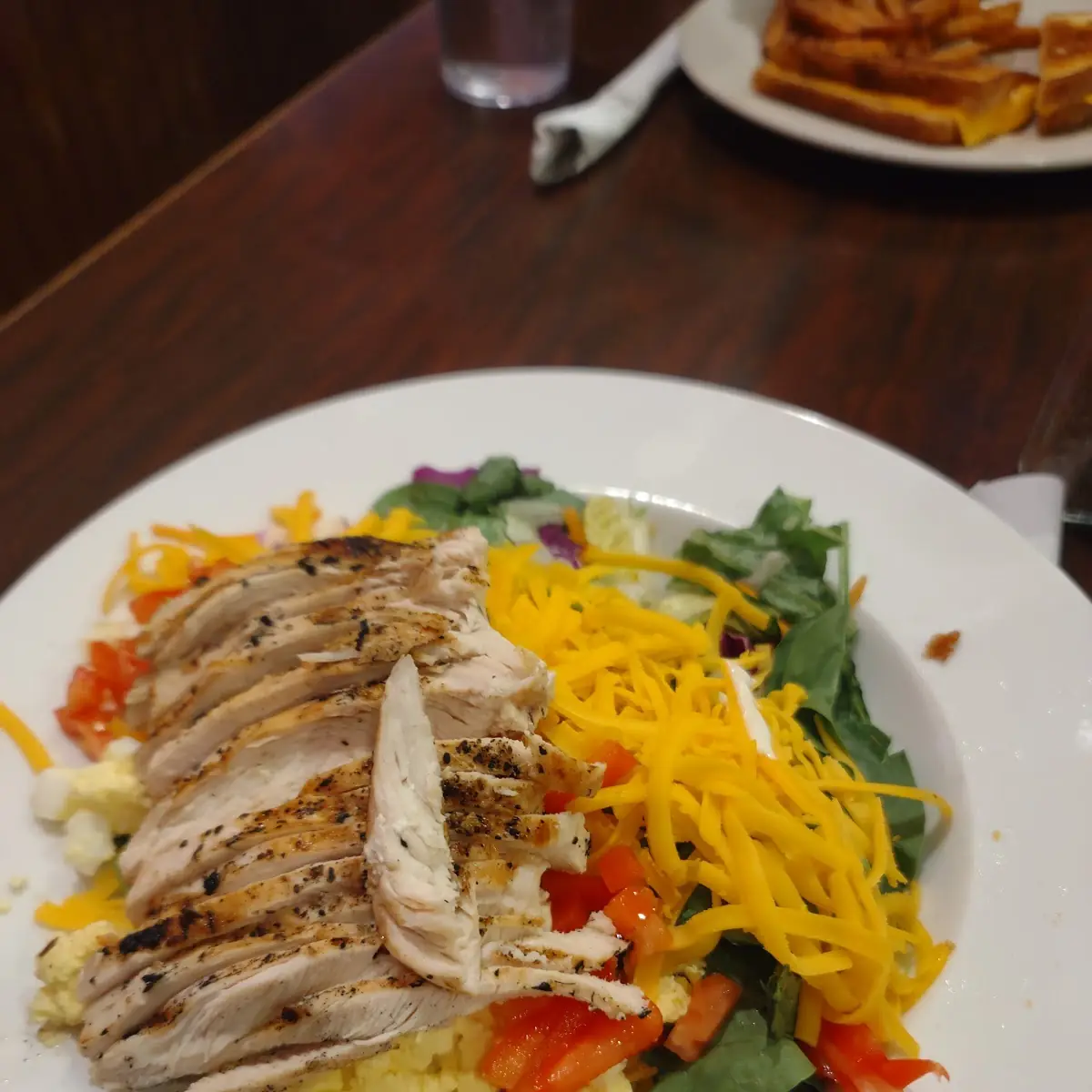 Grilled Chicken Breast Salad
