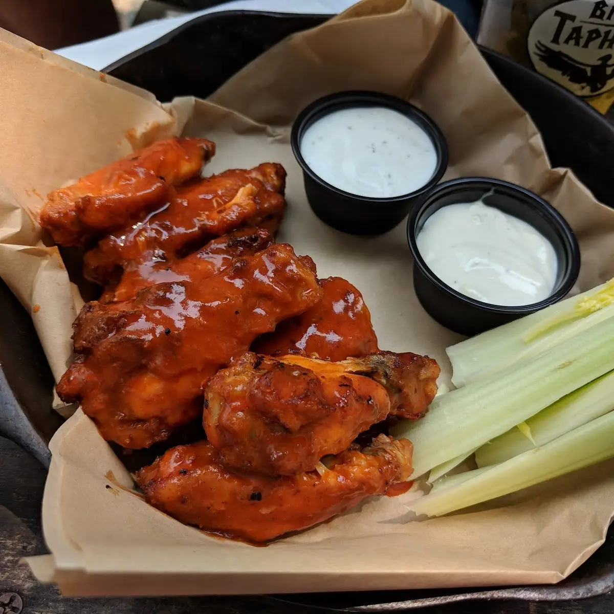 Hot Chicken Wings