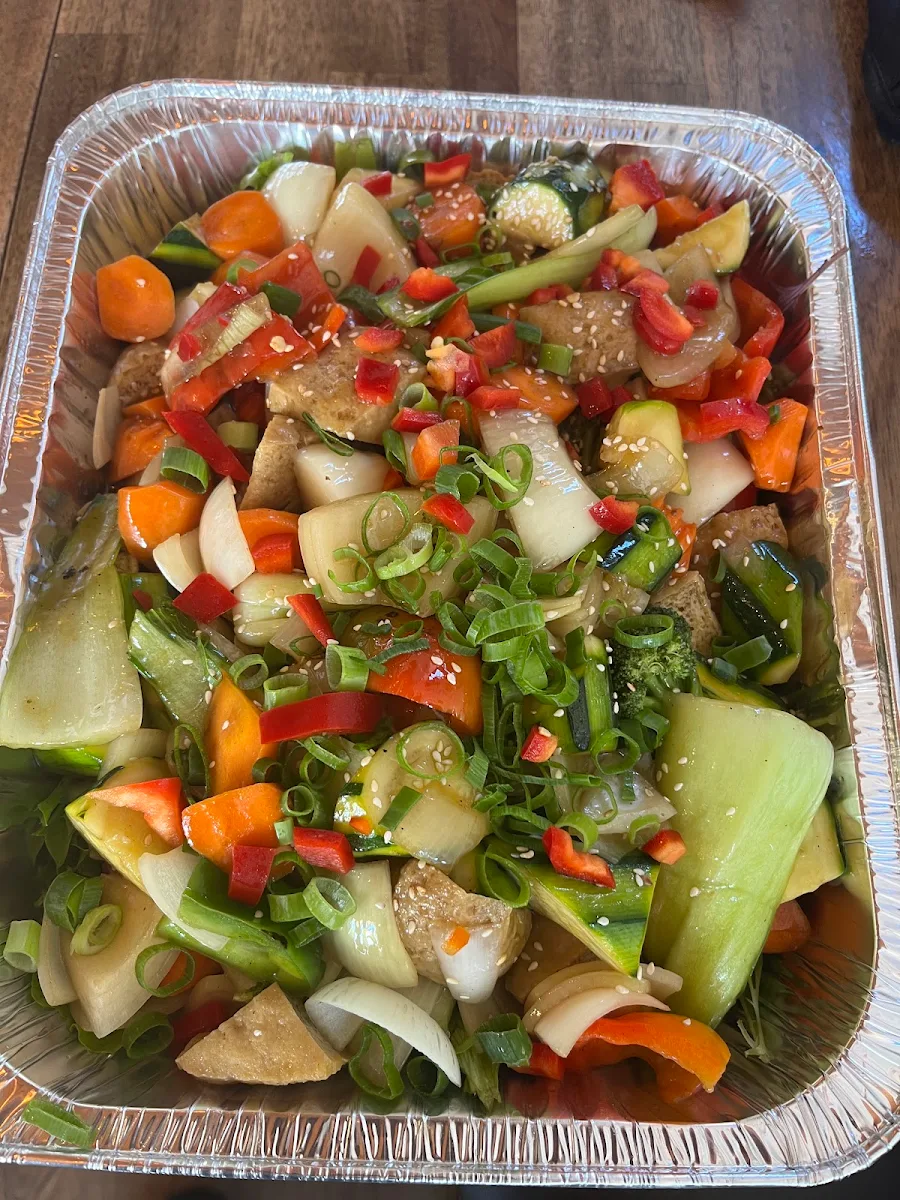 Mixed Vegetables with Tofu, Hand Wok Cafe