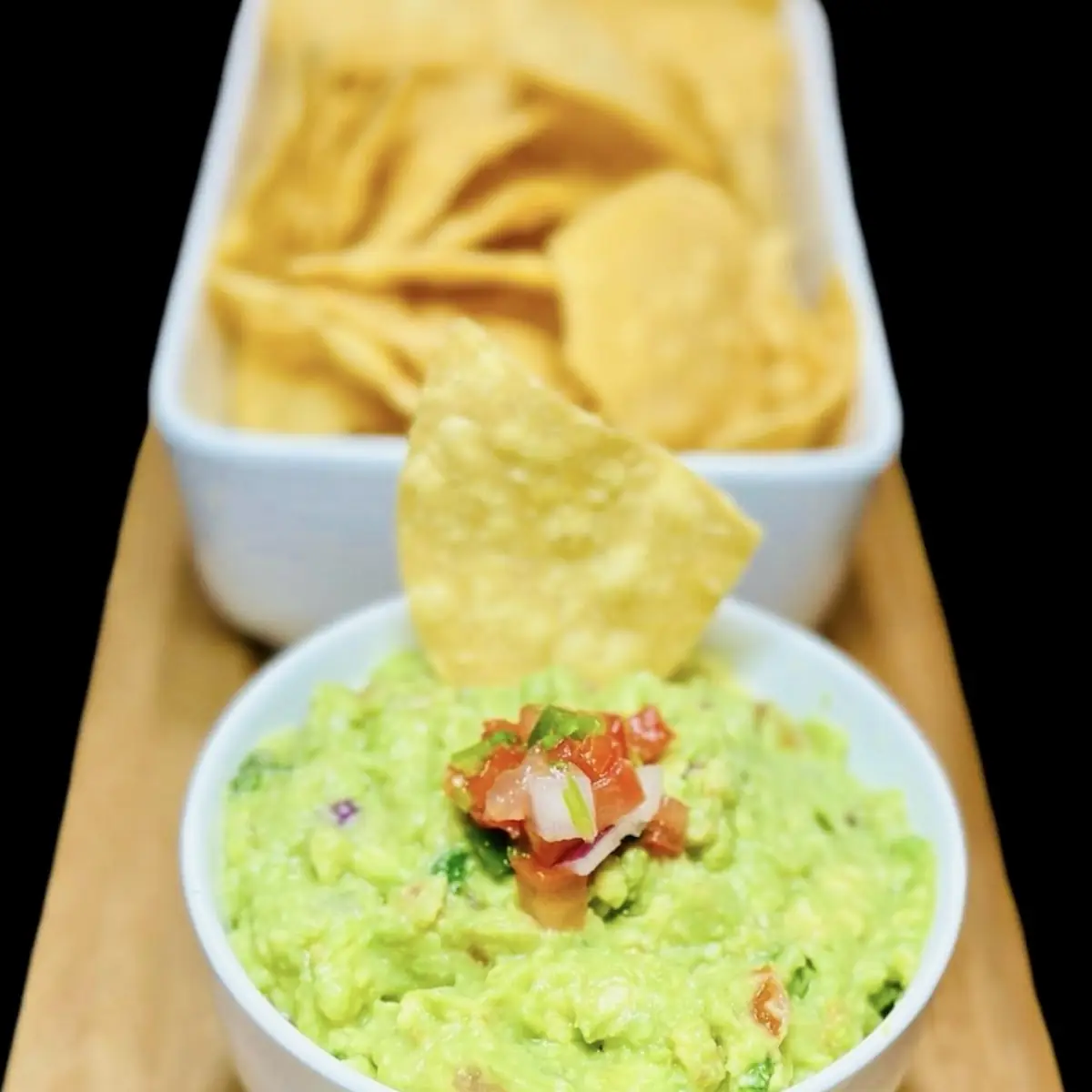 Guacamole Chips & Salsa