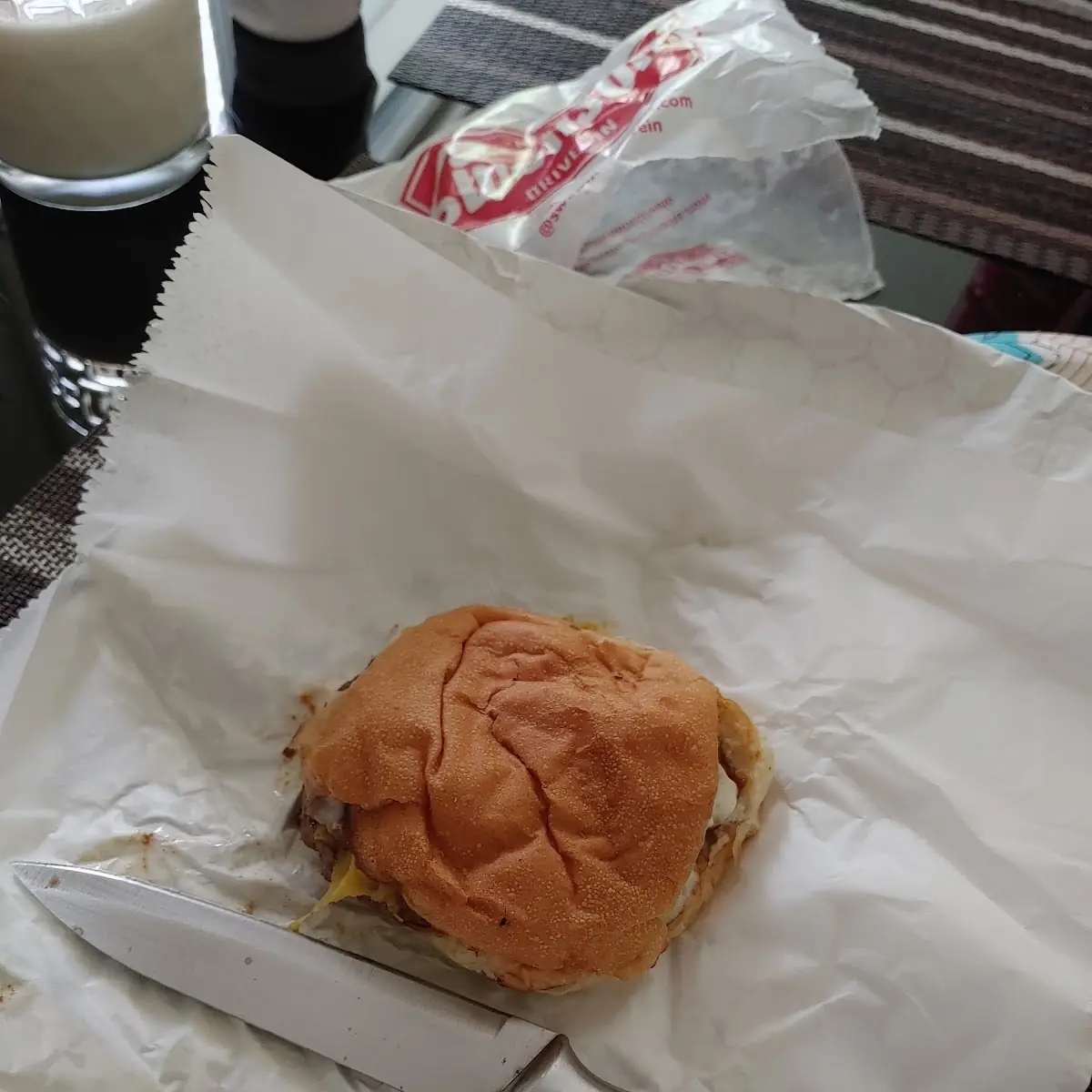 Meh 6 Burger