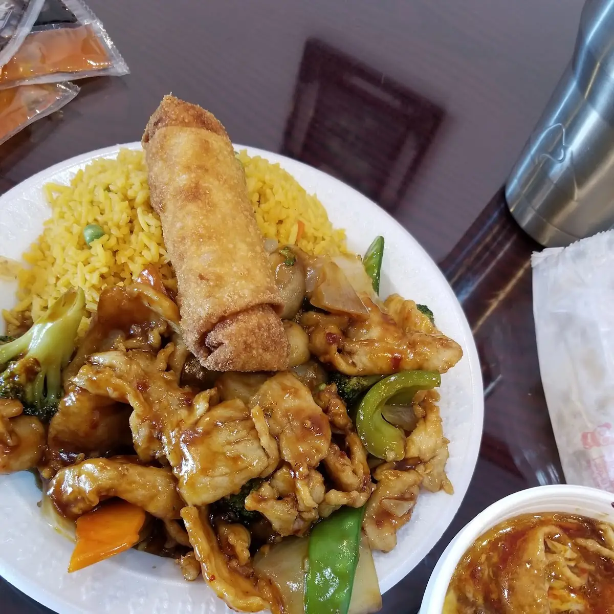 Egg Drop Soup and Garlic Chicken Lunch Special