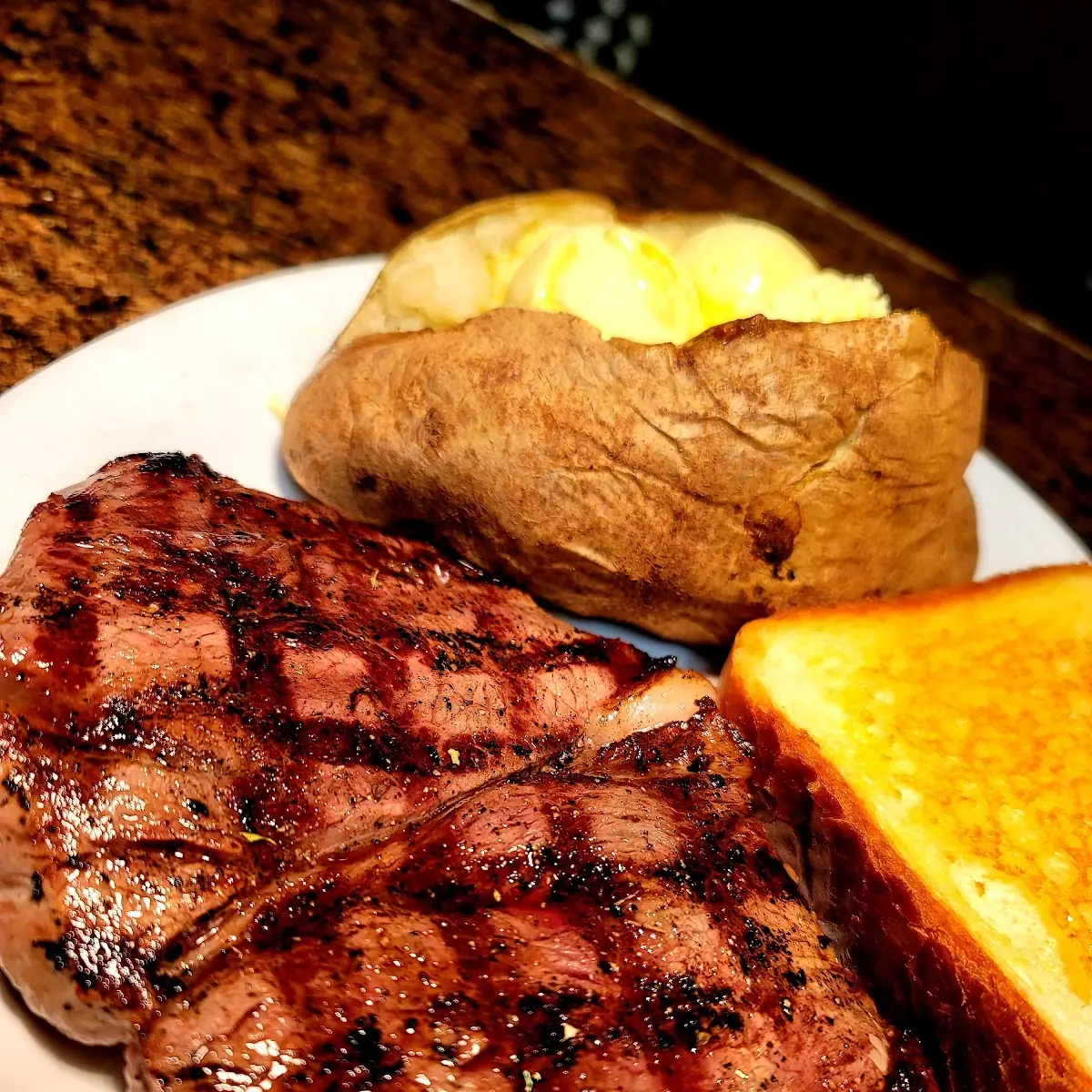Top Sirloin with a Baked Potato