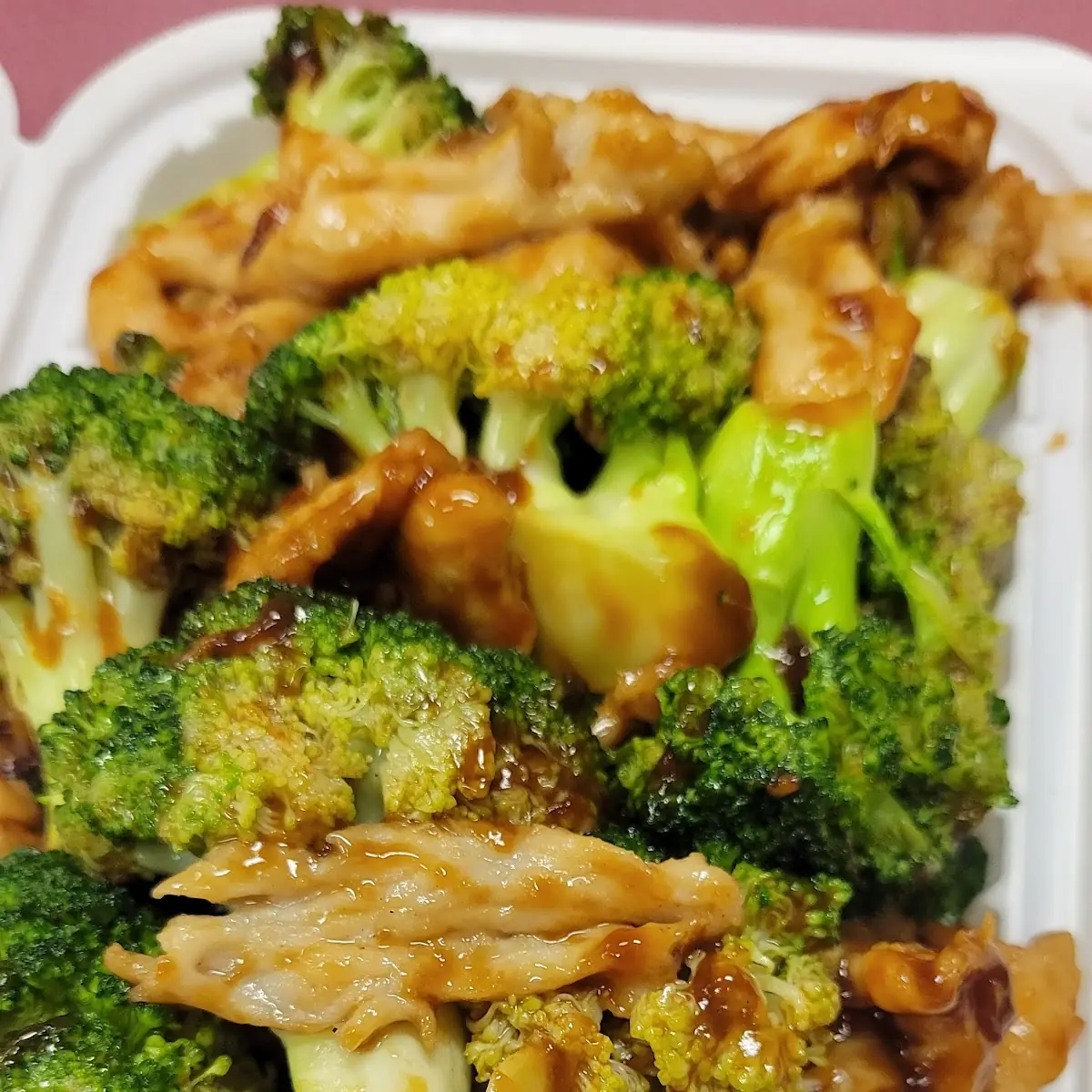 Chicken and Broccoli with Garlic Sauce