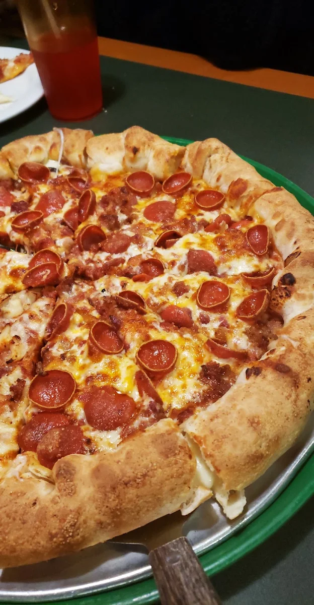 Pepperoni Pizza Deep Dish