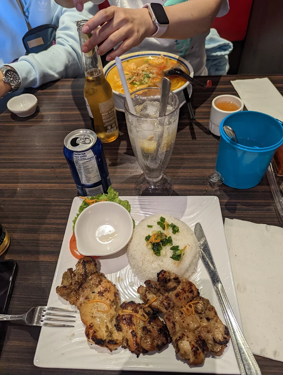 F09-Chef Special Rice Satay