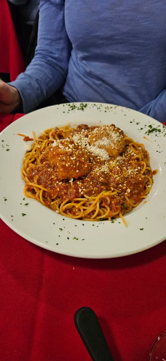 Spaghetti with Meat Sauce, Porto A Casa