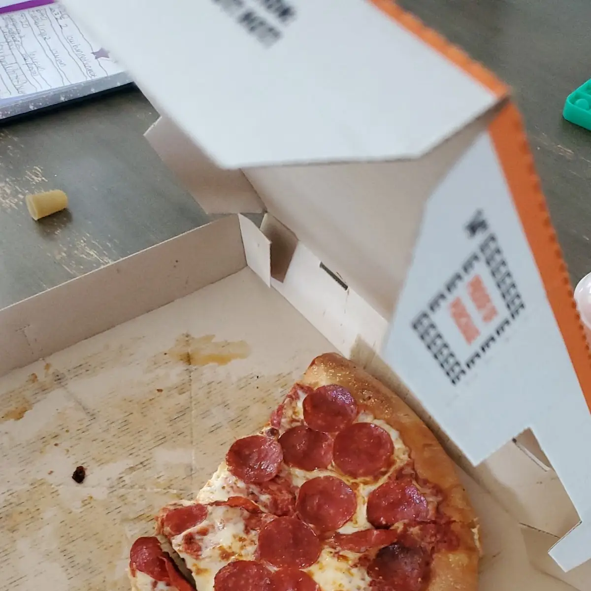 Large Pepperoni Pizza Slices