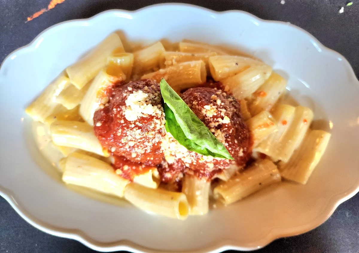 Rigatoni & Meatballs, Piano Piano Restaurant