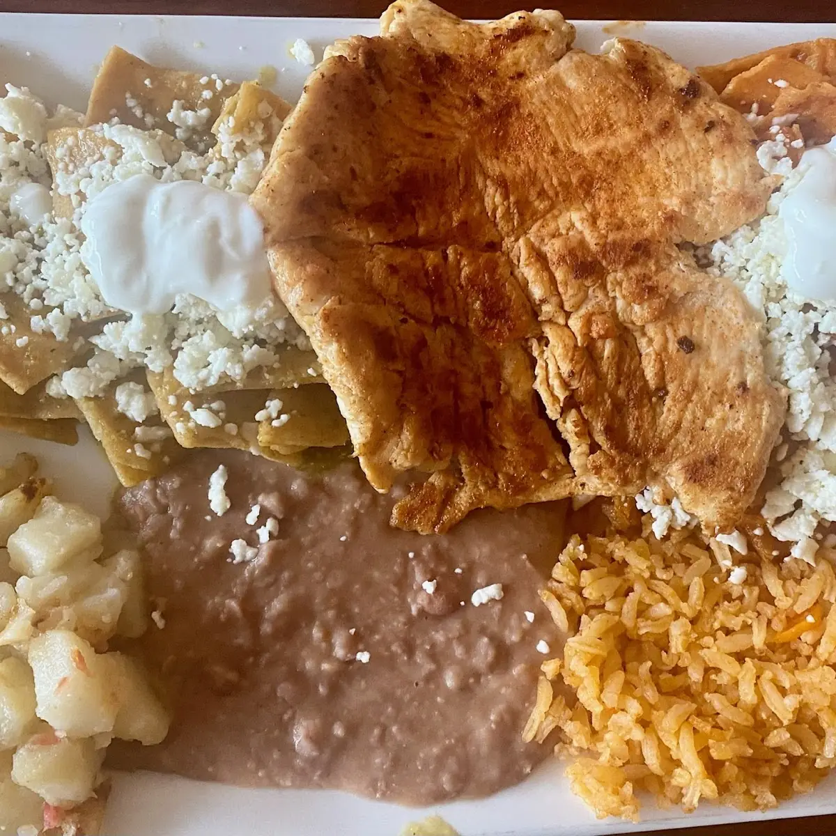 Chilaquiles Verdes Con Pollo