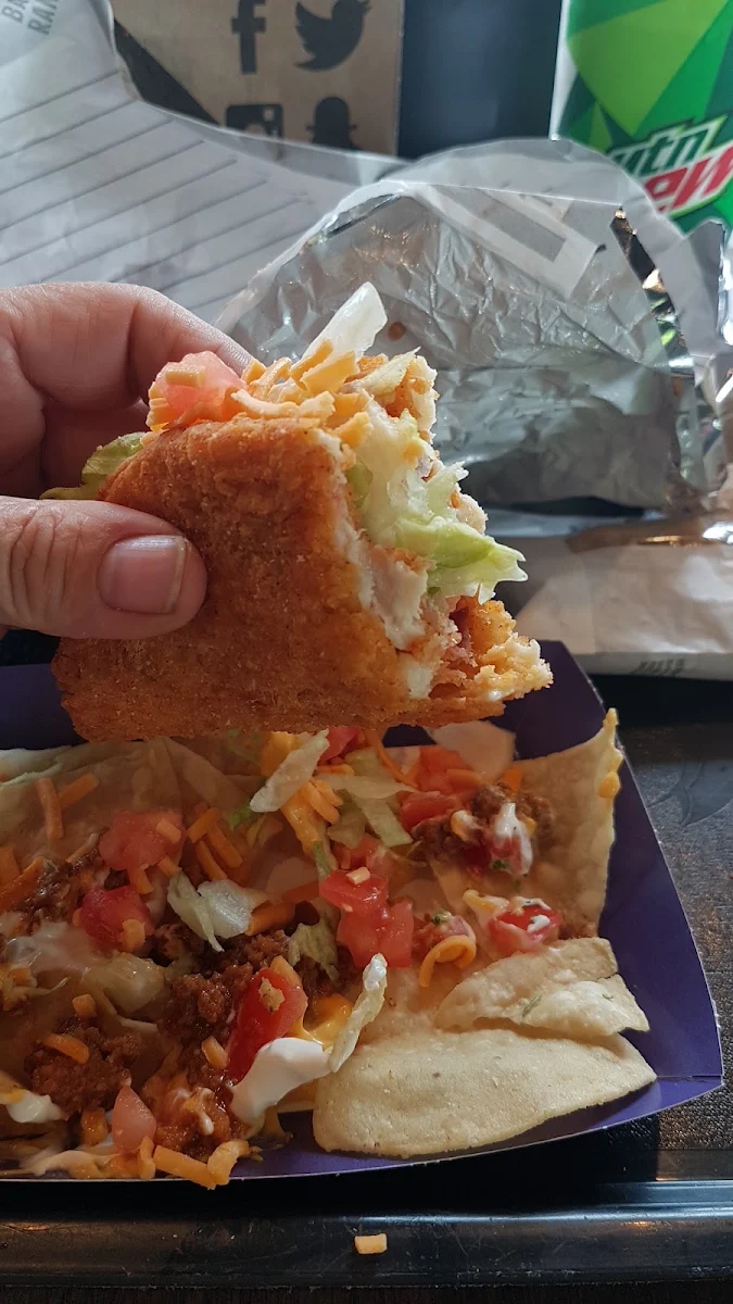 Naked Chicken Chalupa & Nacho Supreme