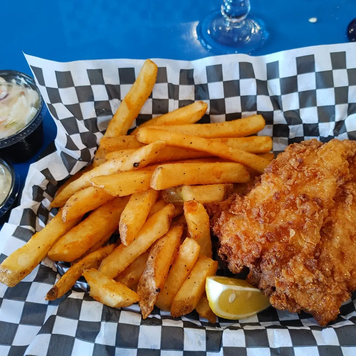 Gator Bites Chicken Wings and Frog Legs