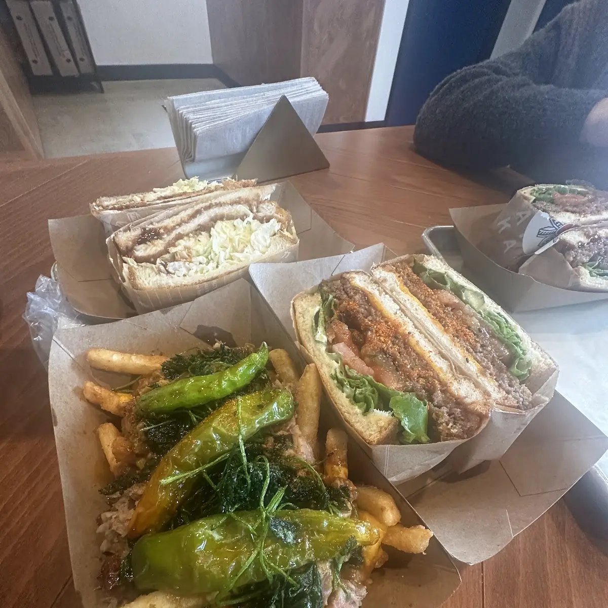 Fries with Spicy Burger