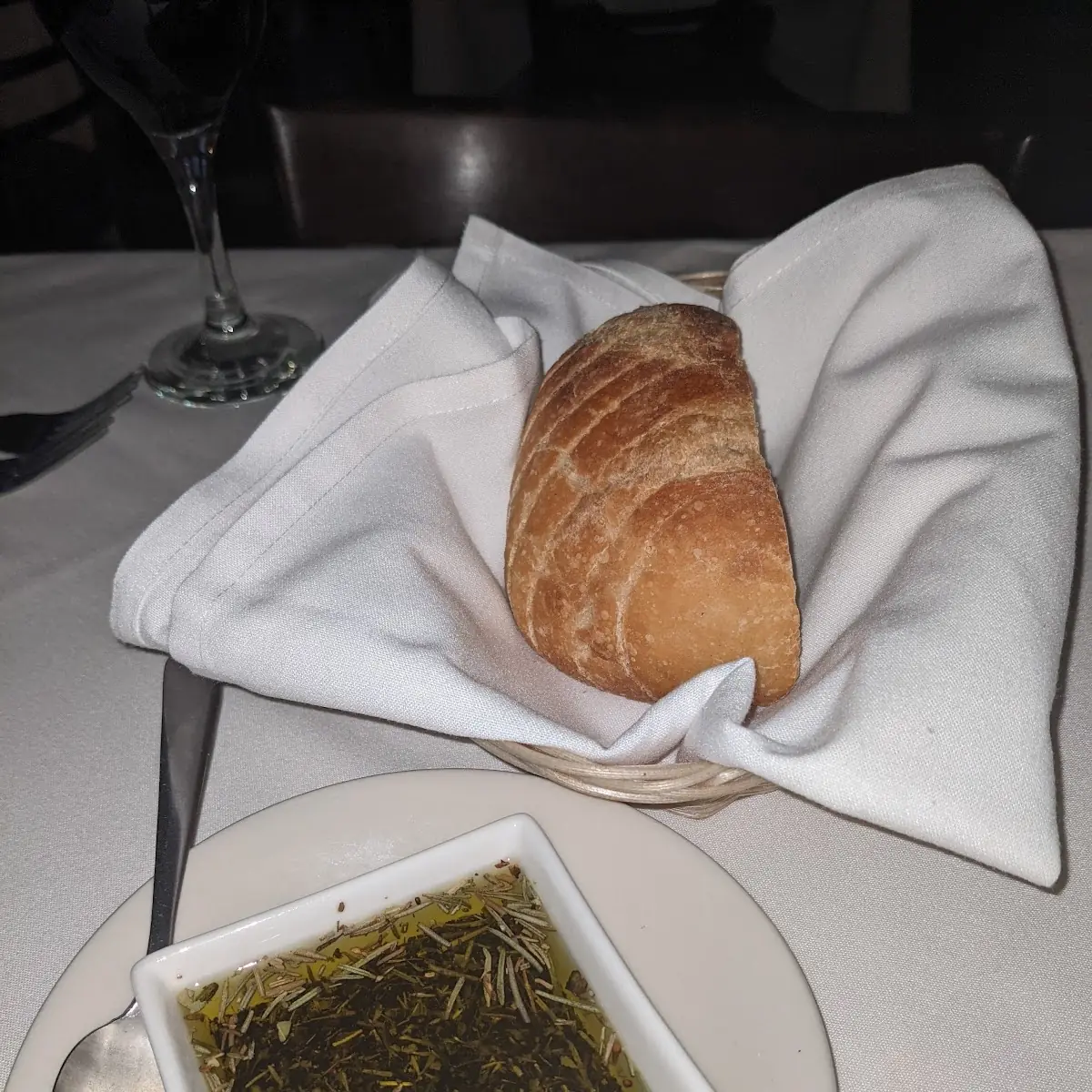 Fresh House Bread with Olive Oil Dipping Sauce