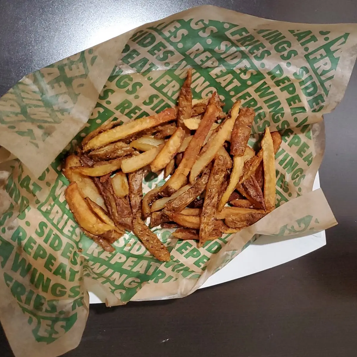 Chicken Wings with Fries