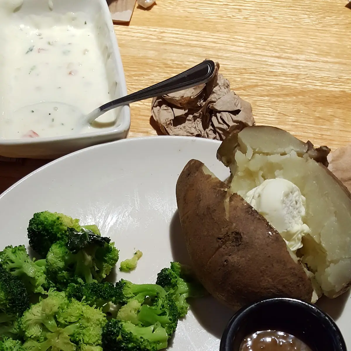 Salmon Steamed Broccoli