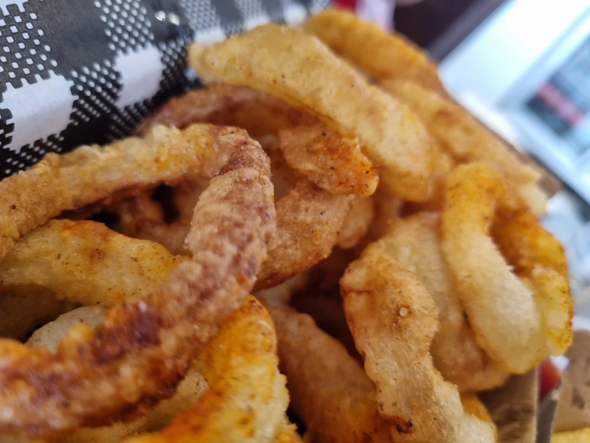 Onion Rings, Mr. Bentley