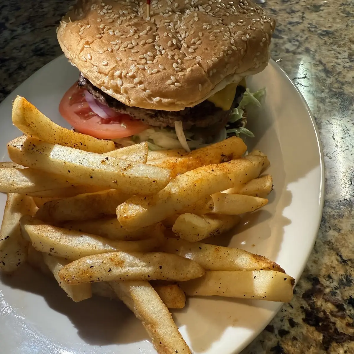 Bacon Cheeseburger with Fries Lunch Specials