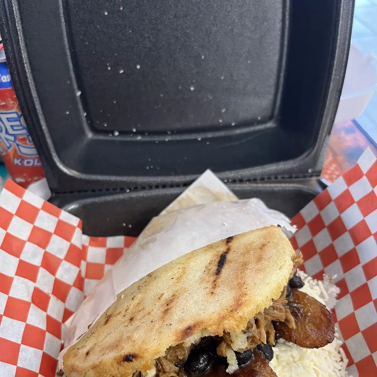 Reina Pepiada Arepa