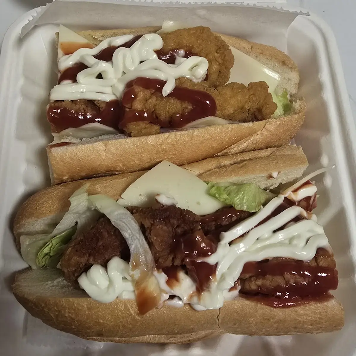 Chicken Sandwich with Lettuce