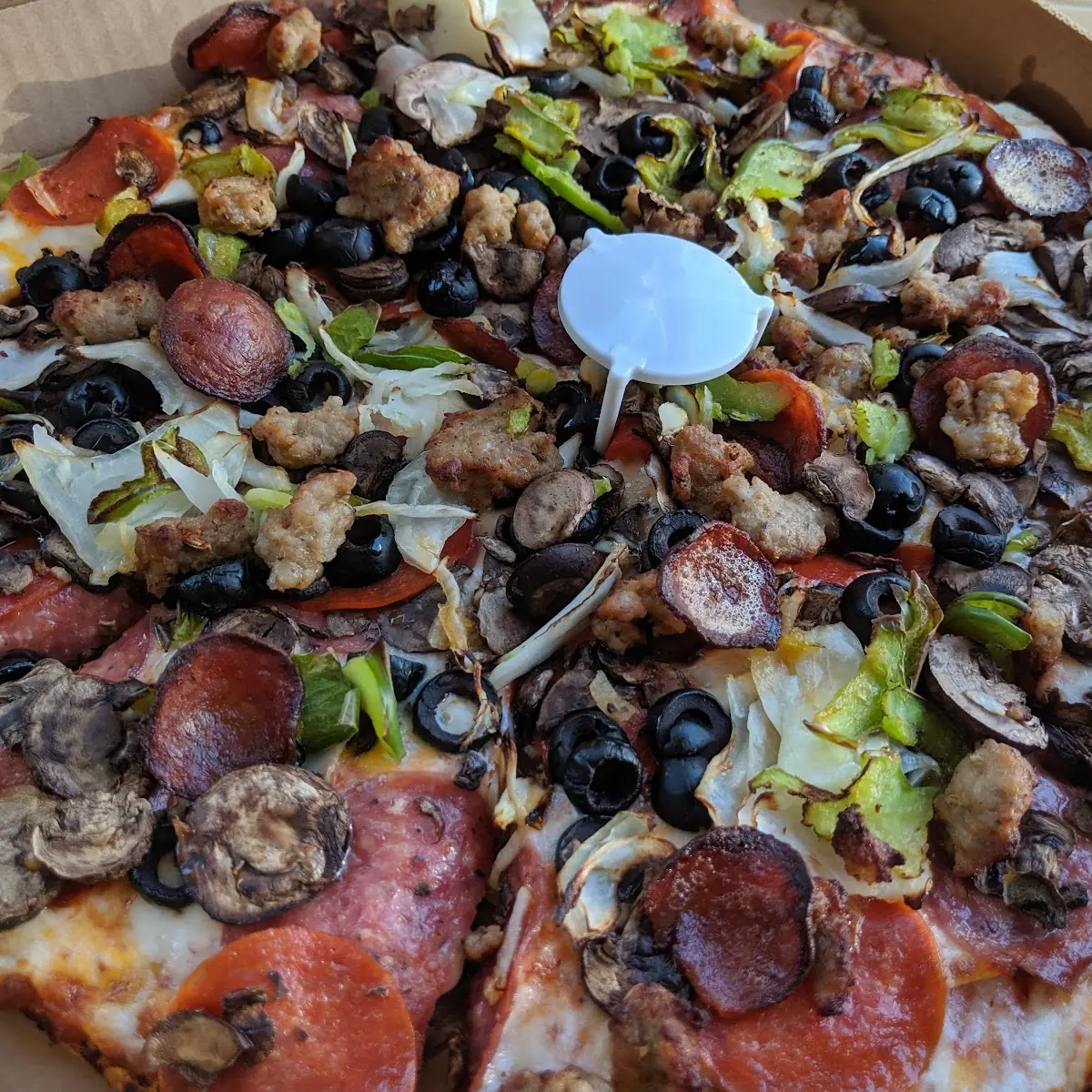 King Arthur Supreme Pizza