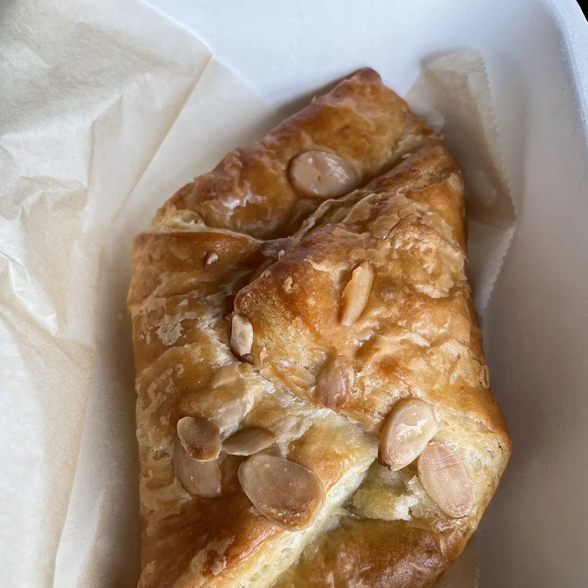 Almost Croissant