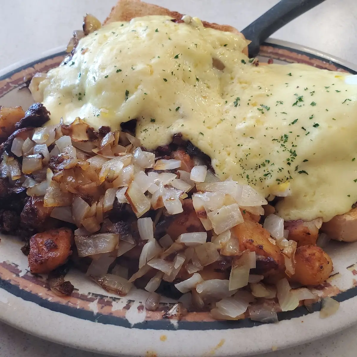 Texas Toast Eggs Benedict