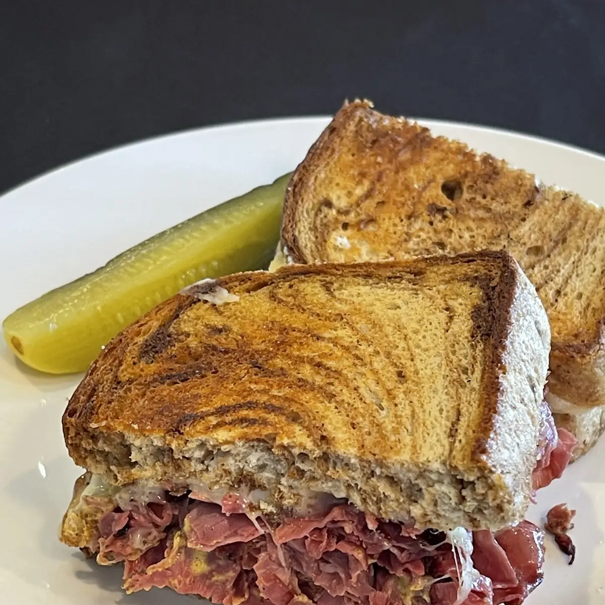 Classic Pastrami Sandwich