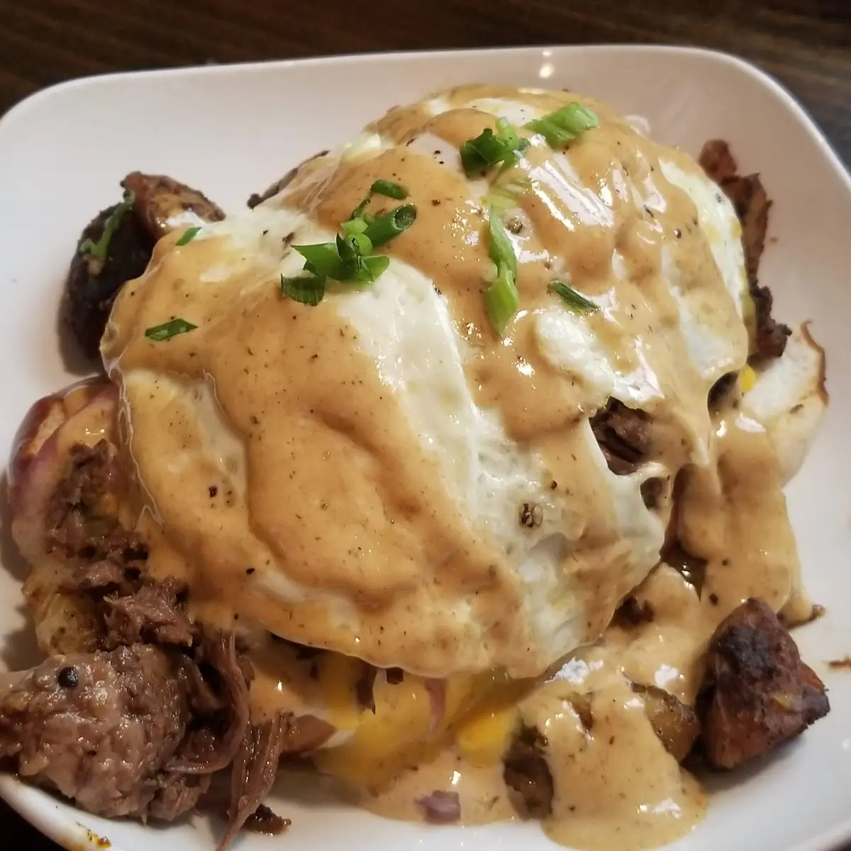 To Go Pulled Pork Benedict