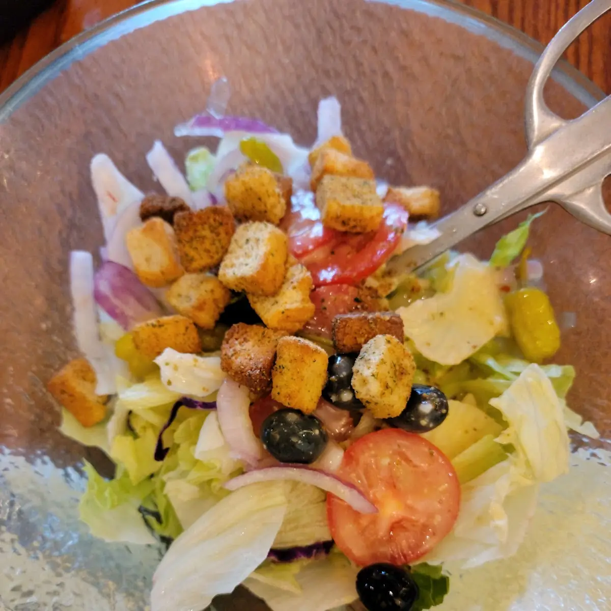 Never-Ending Soup Salad & Breadsticks