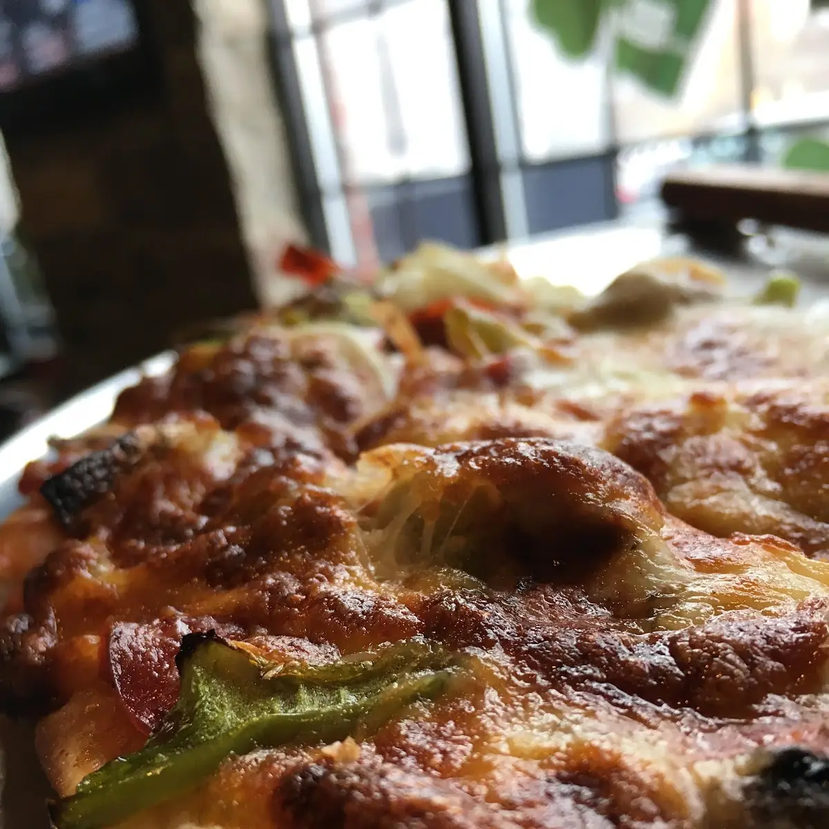 Everything Pizza