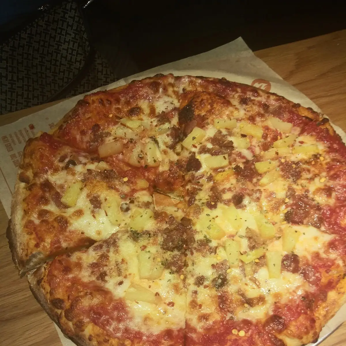 Hawaiian Pizza