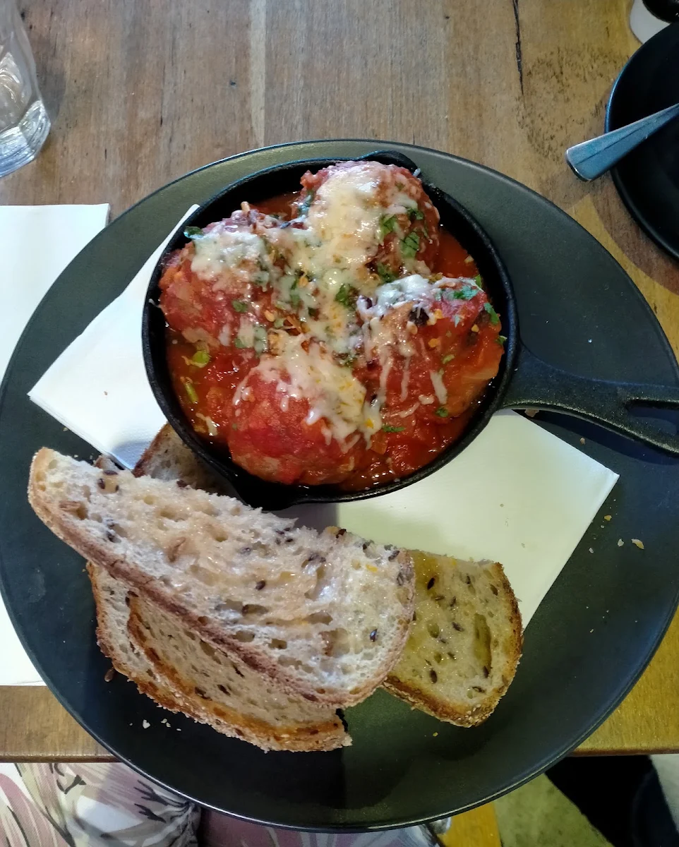 Meatballs in Sauce with Toast, Two Brothers Mitcham