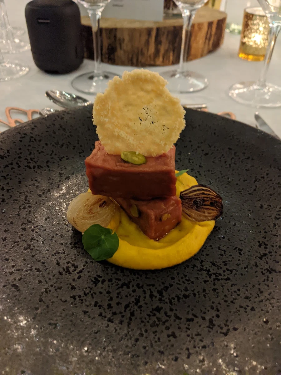 Mortadella, Cabin