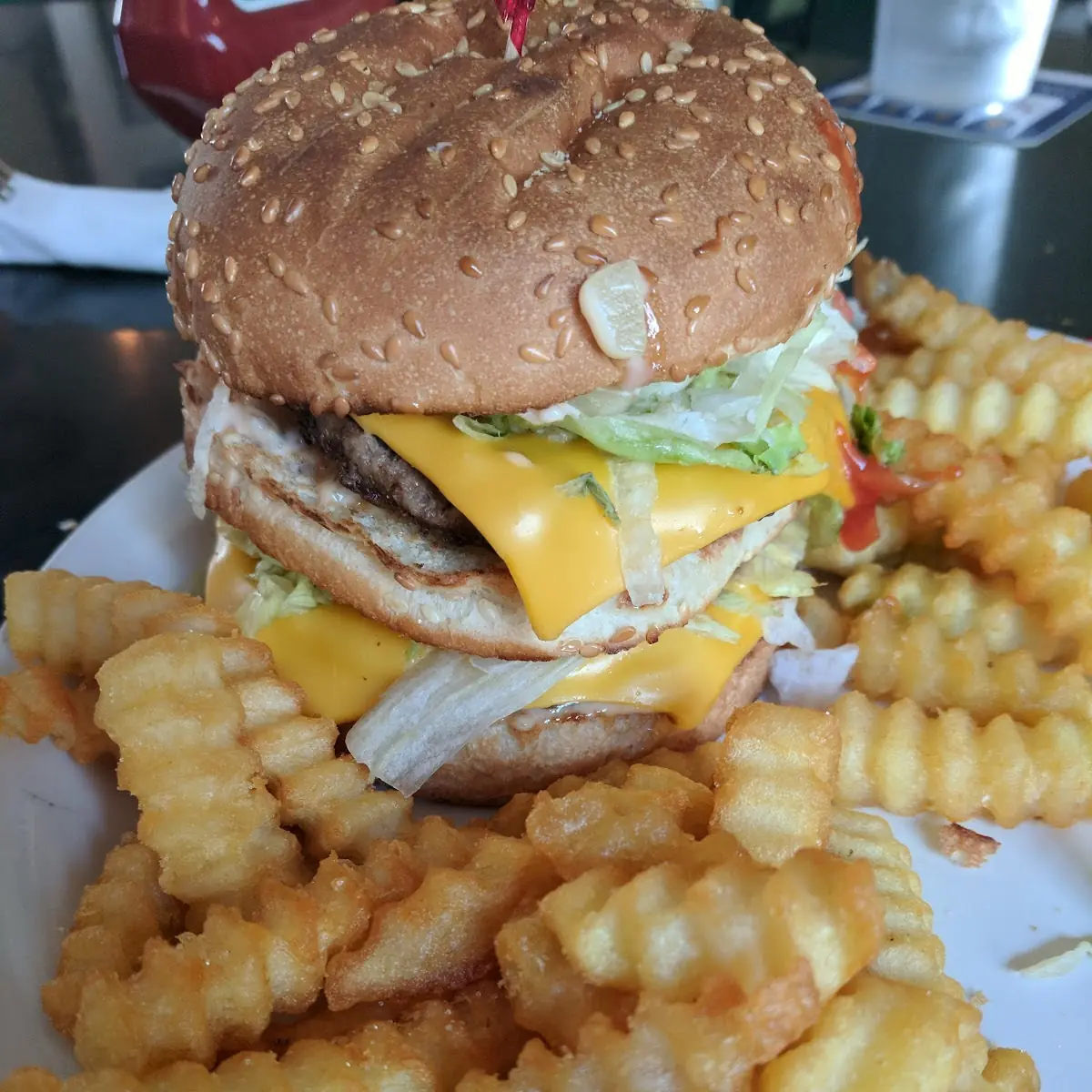 Coach's Big Boy Burger