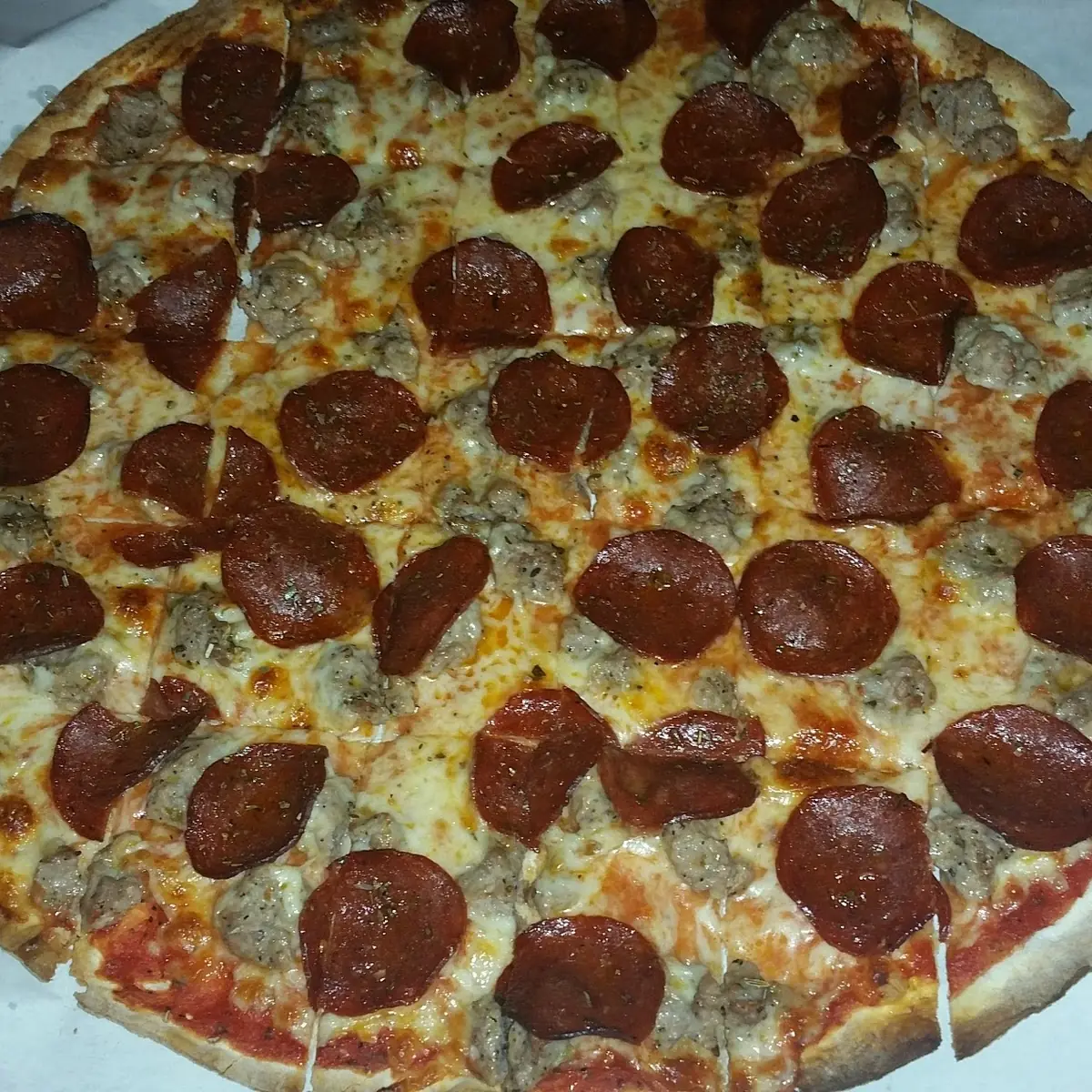 Sausage & Pepperoni Pizza