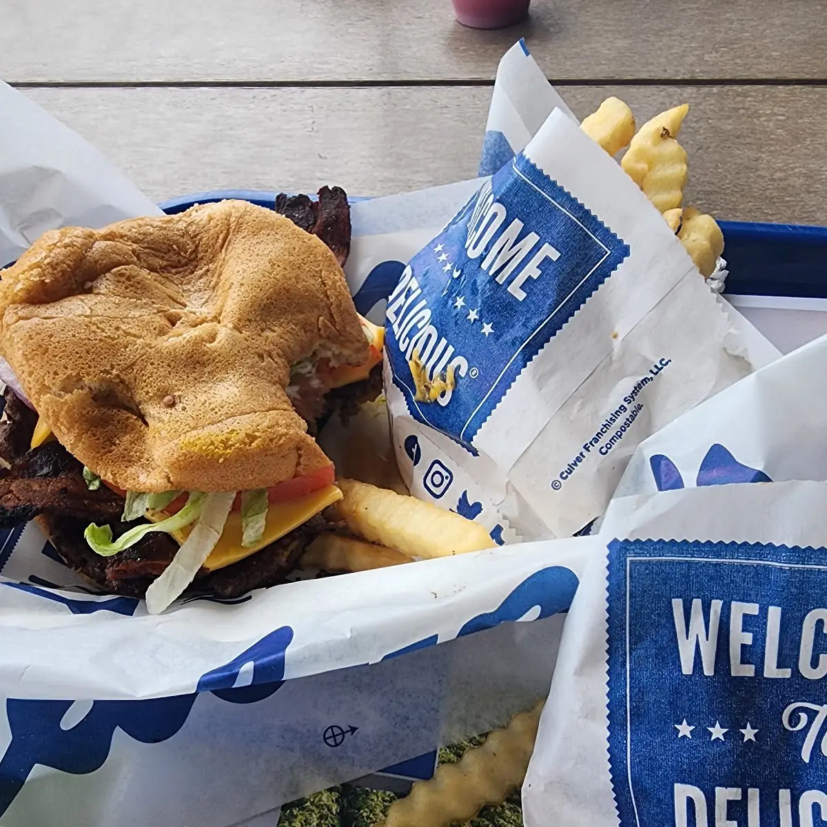 Deluxe Bacon Burger