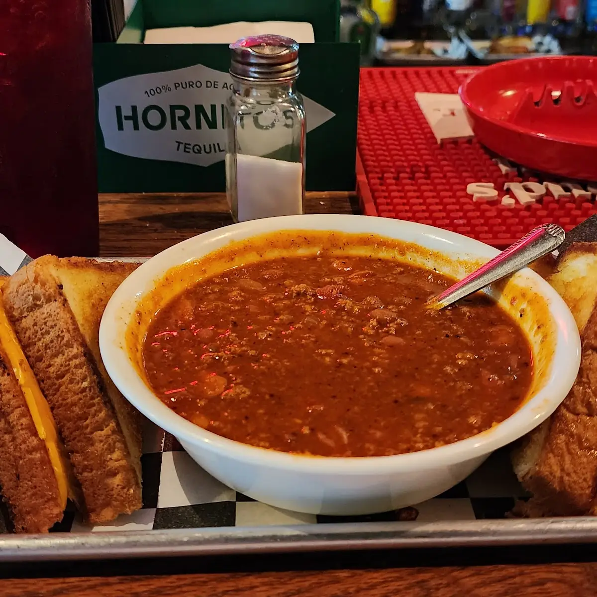 Grilled Cheese & Chili