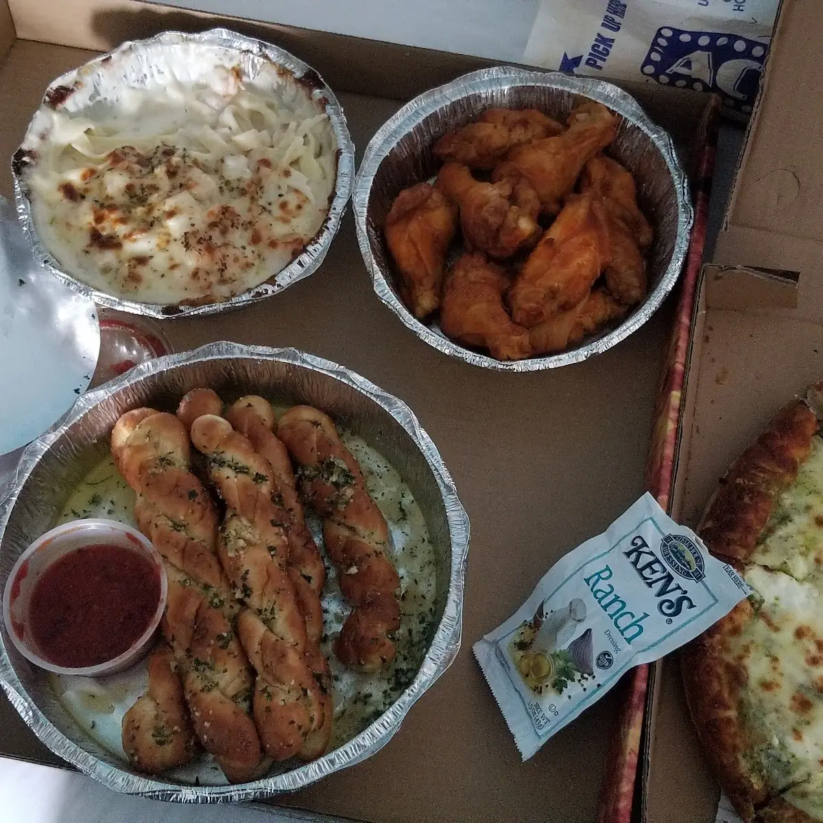 Shrimp Pasta and Garlic Bread