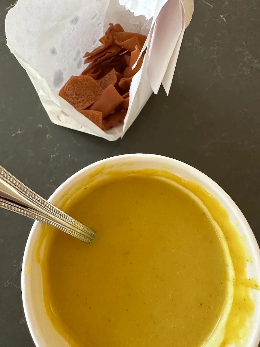 Lentil Soup with Chips’