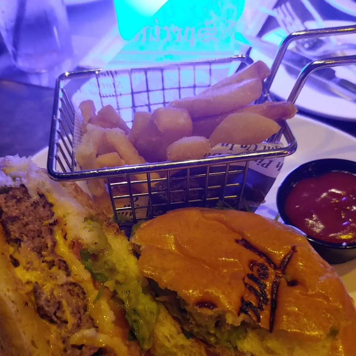 La Brea Burger