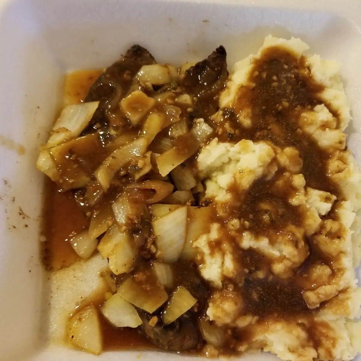 Liver and Onions w Mashed Potatos