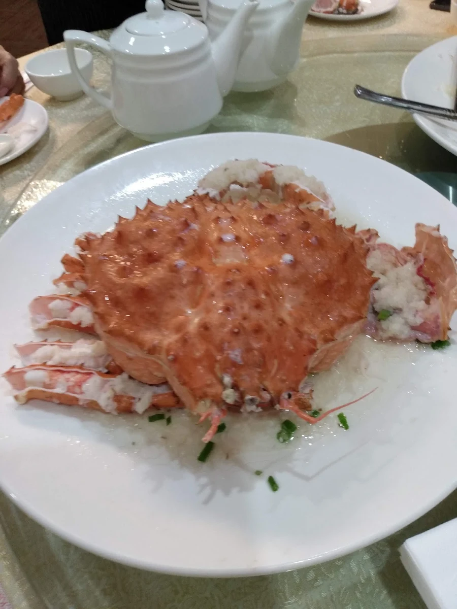 Garlic Steam King Crab, Golden Paramount Seafood Restaurant