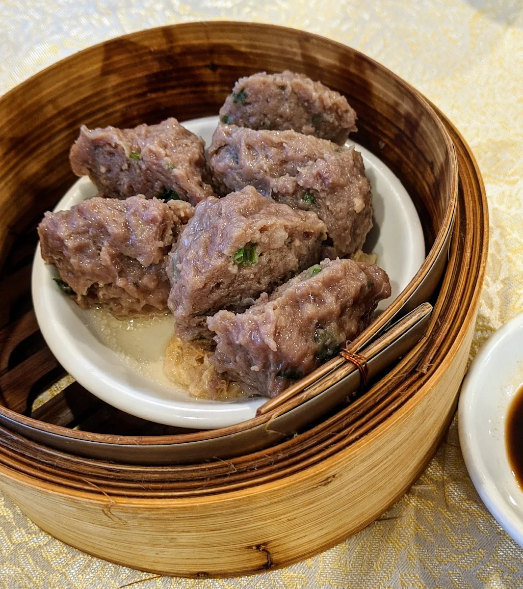 Steamed Beef Balls, Golden Paramount Seafood Restaurant