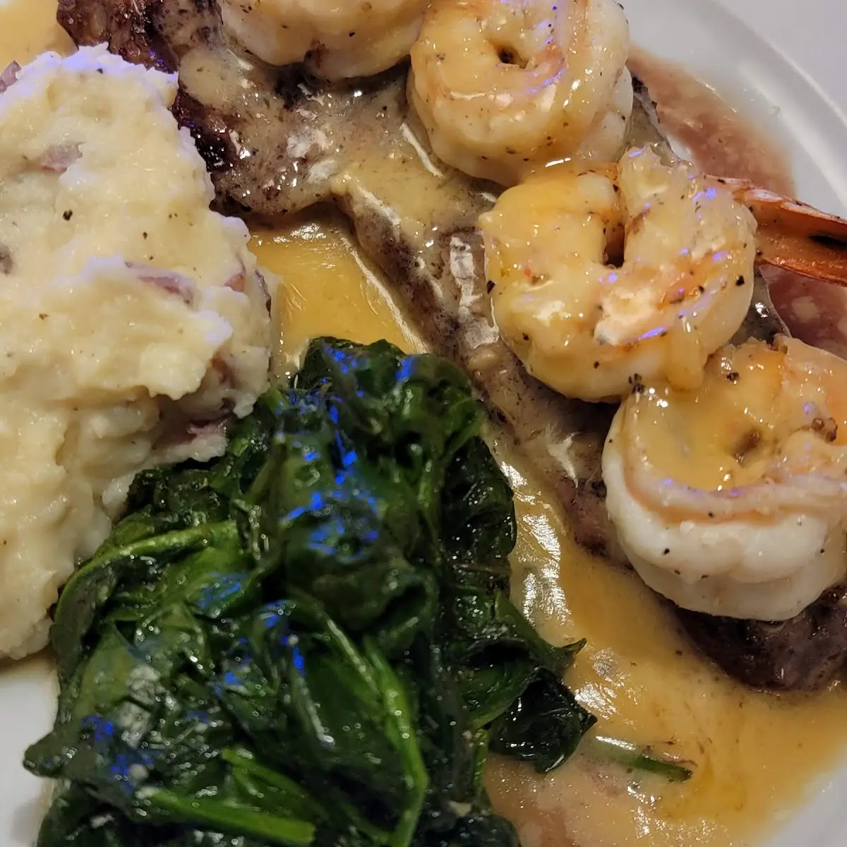 Steak & Eggs w Shrimp