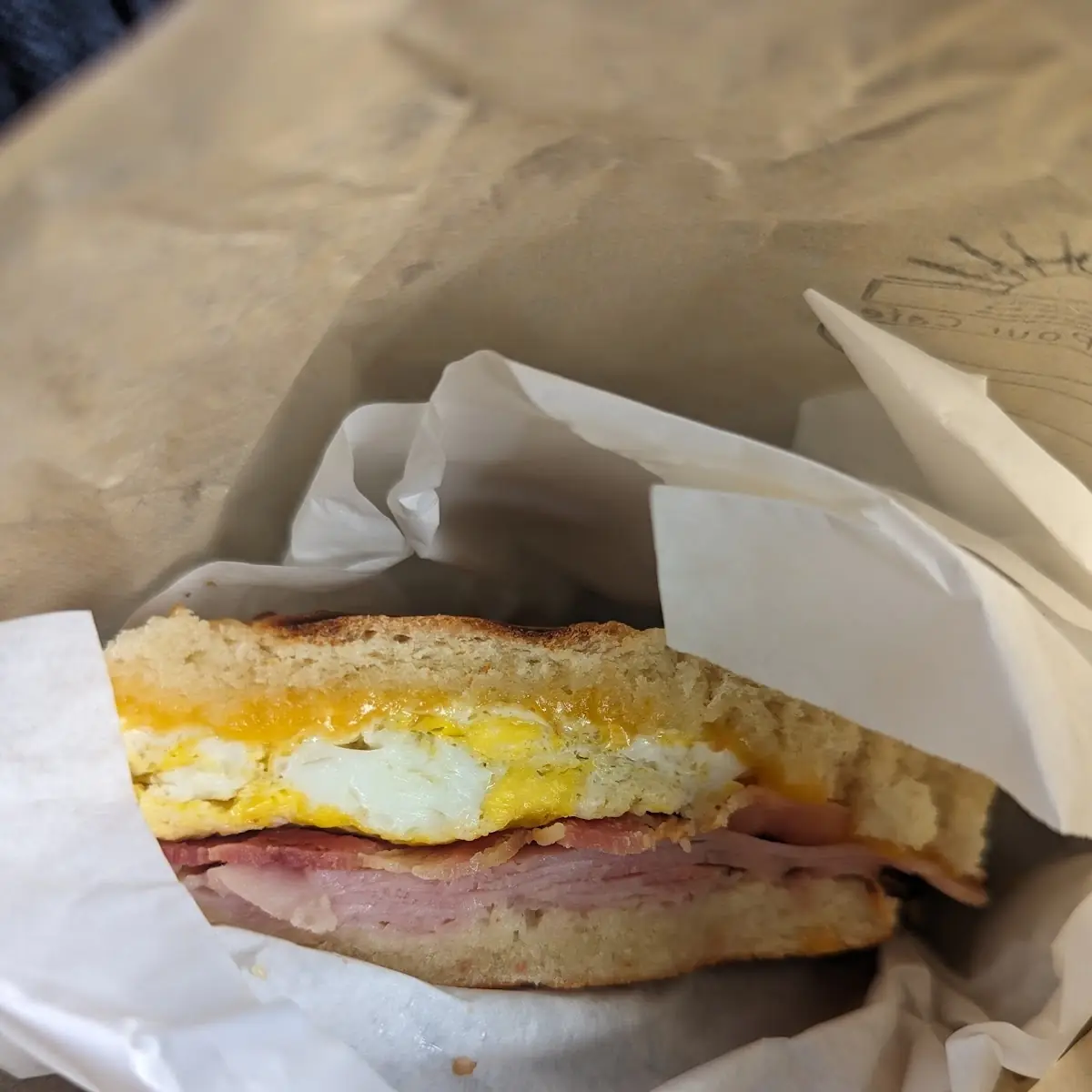Bacon & Eggs Breakfast Sandwich
