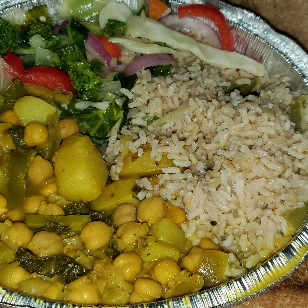 Curried Kale & Chickpea w Brown Rice