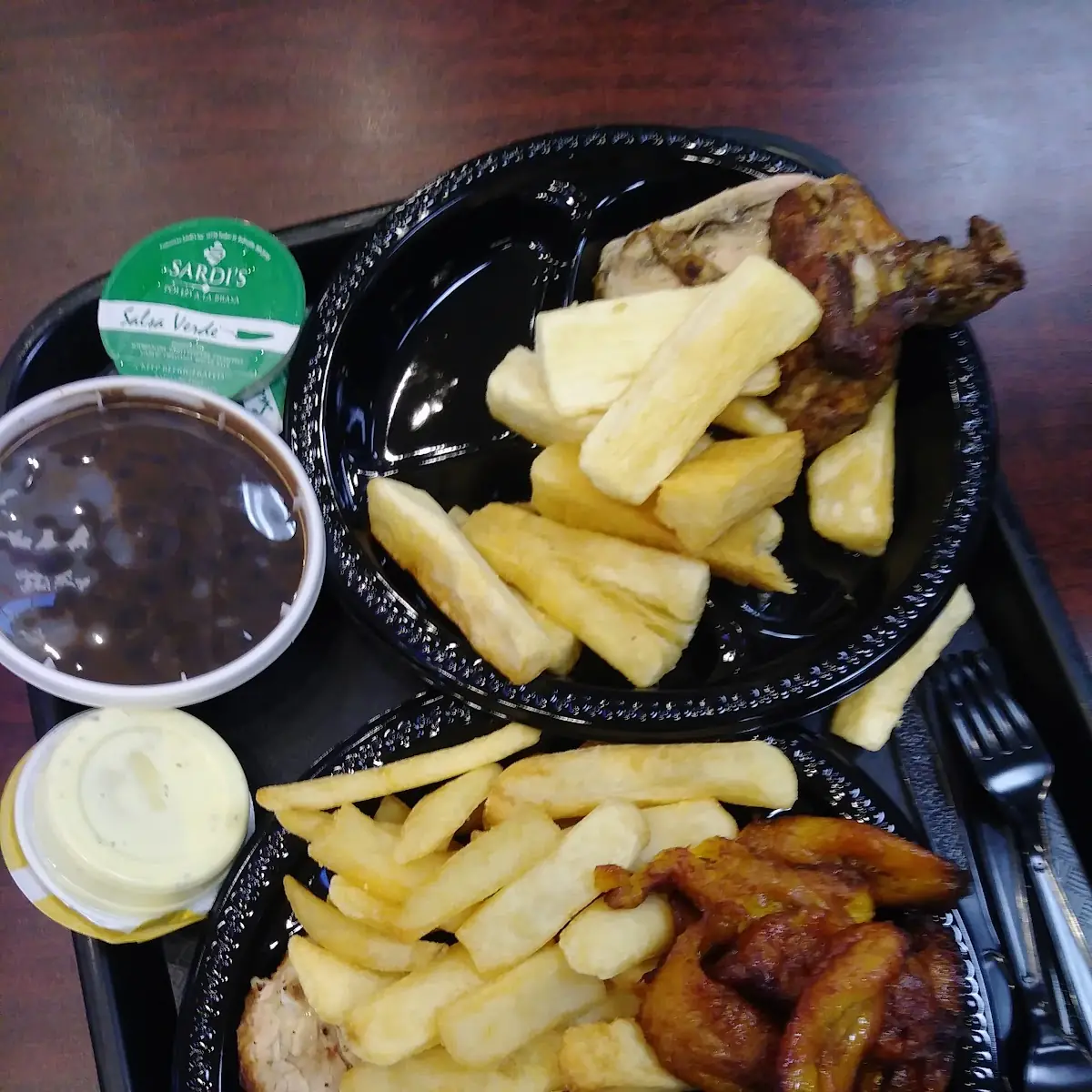 Pollo Asado Con Frijoles