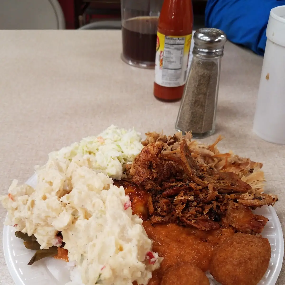 BBQ w Sides